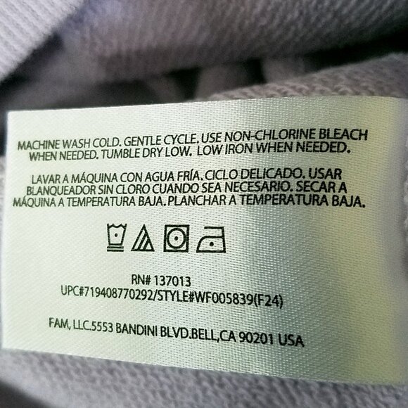 Wildfox Dogs Love Me Sweatshirt – Violet/Pink – Size M – NWT - Picture 12 of 14